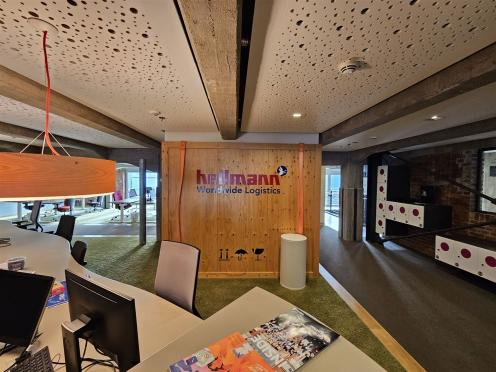 SFK 2023-10 Spedition Hellmann Besichtigung 08